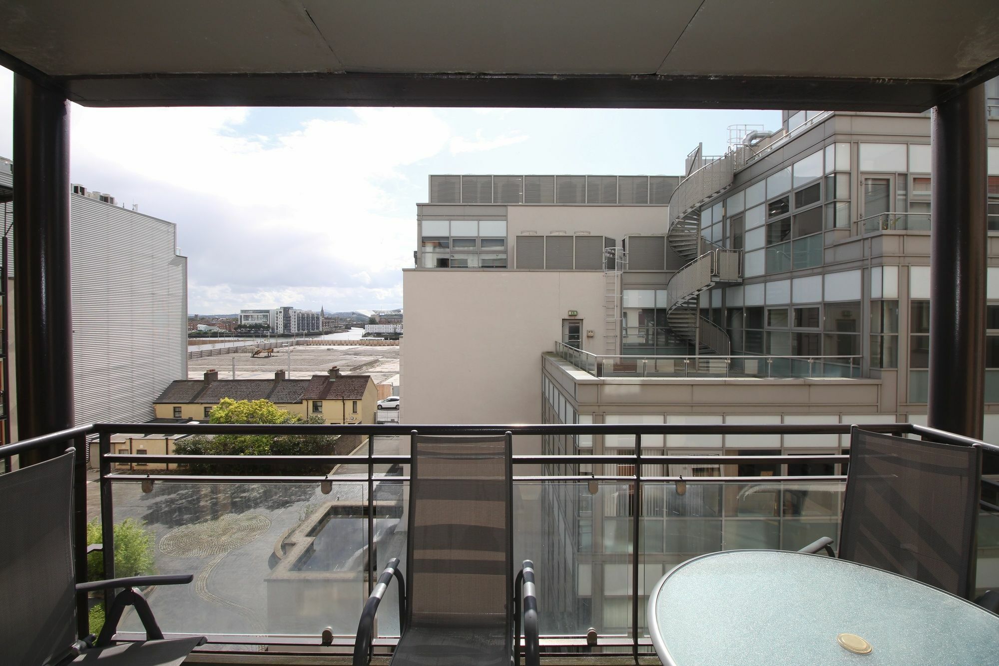 דבלין Point Village Modern Apartment מראה חיצוני תמונה